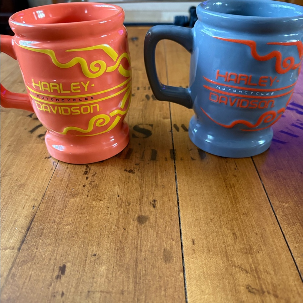 Set of 2 Harley-Davidson Coffee Mugs